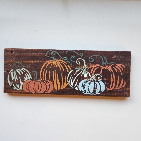 Rustic Pumpkins painted on reclaimed wood - Picture 3 of 16